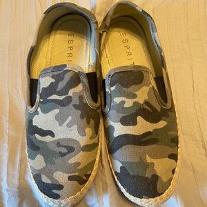 Camo shoes